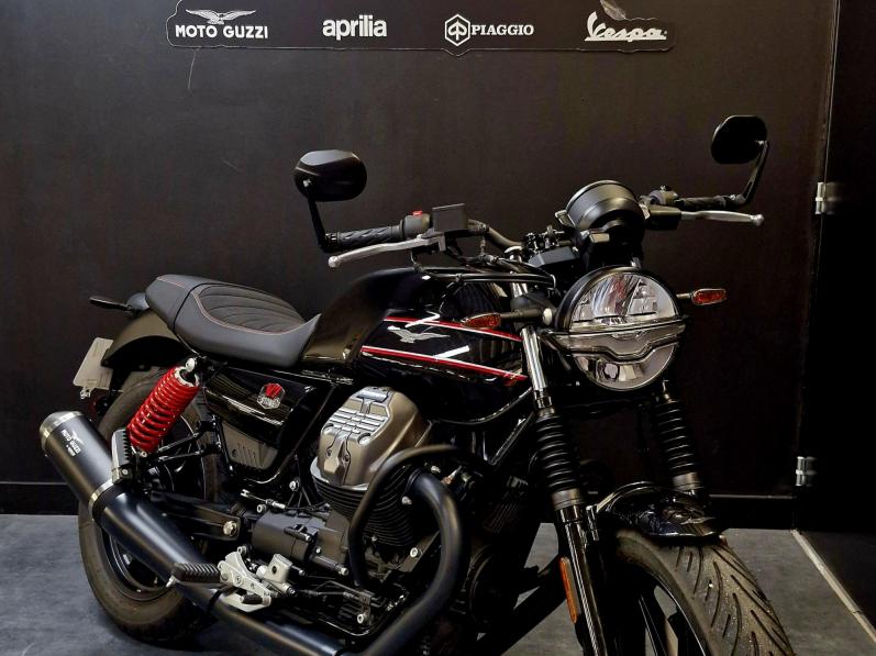 MOTO GUZZI V7 STONE